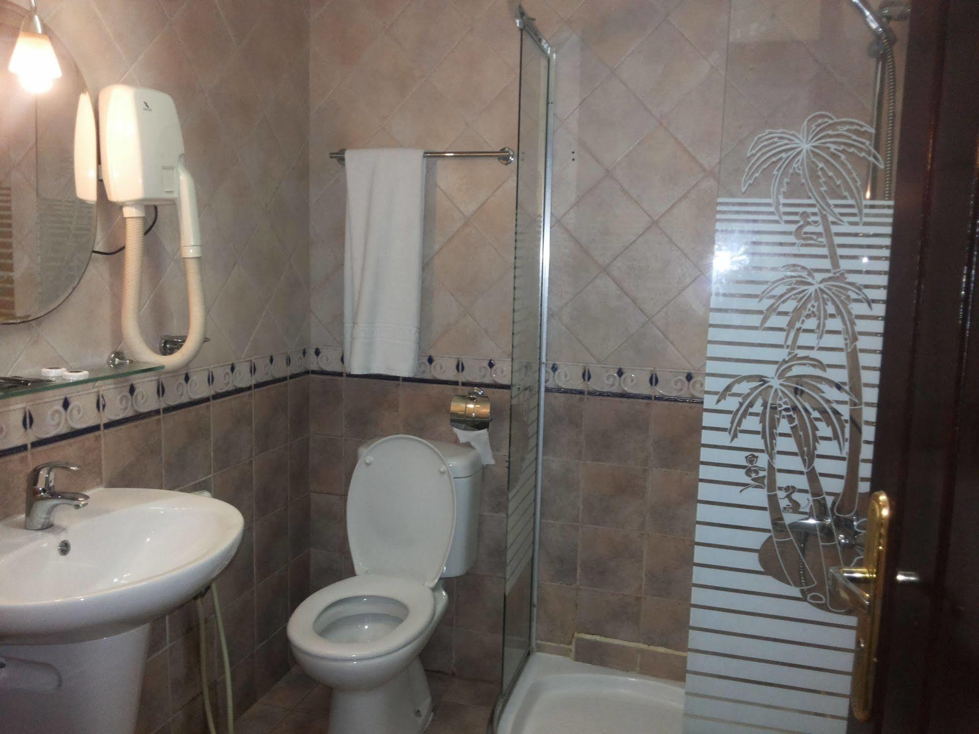 Gulf Hotel Apartment الخليج للشقق الفندقية Masqat Buitenkant foto