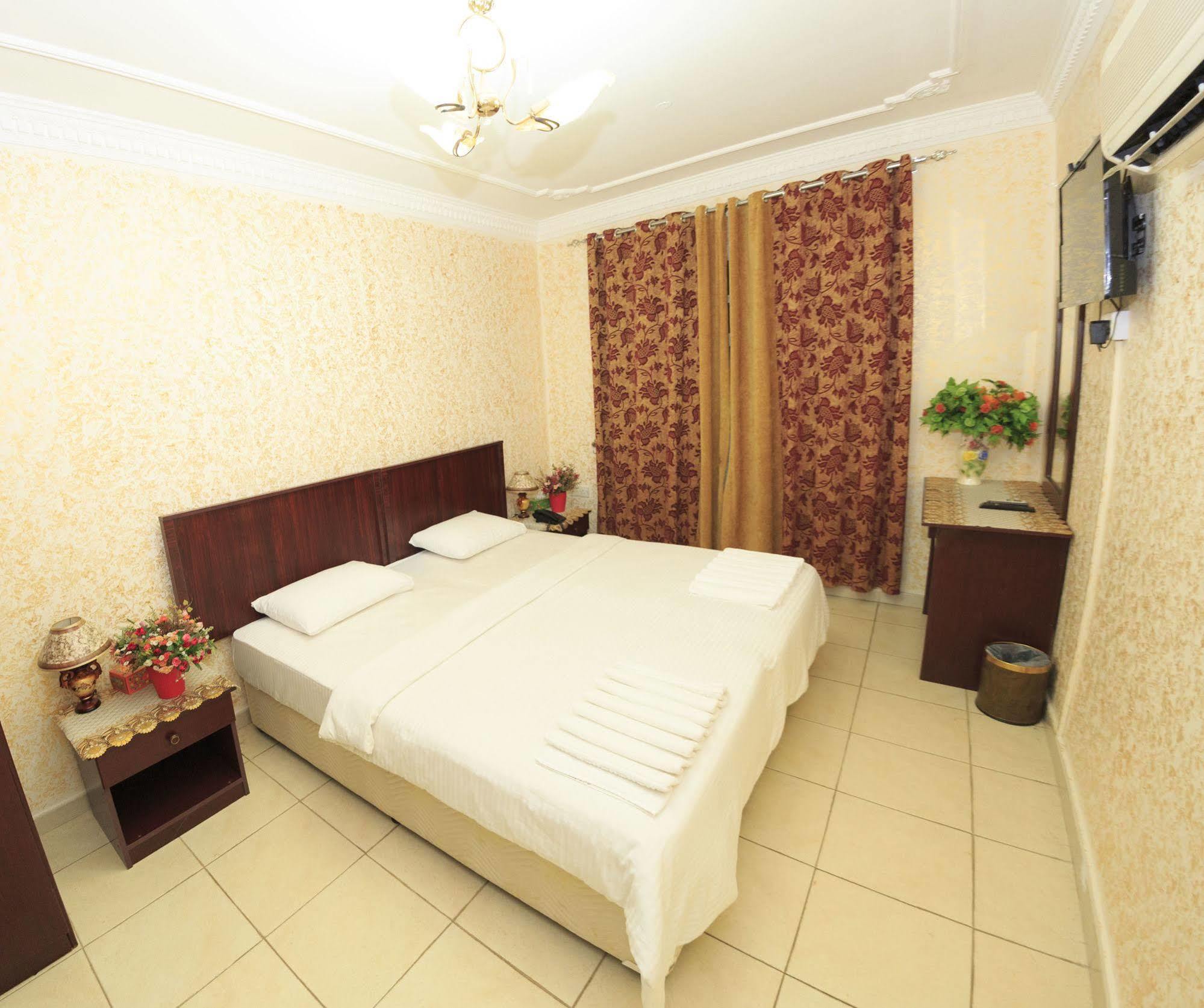 Gulf Hotel Apartment الخليج للشقق الفندقية Masqat Buitenkant foto